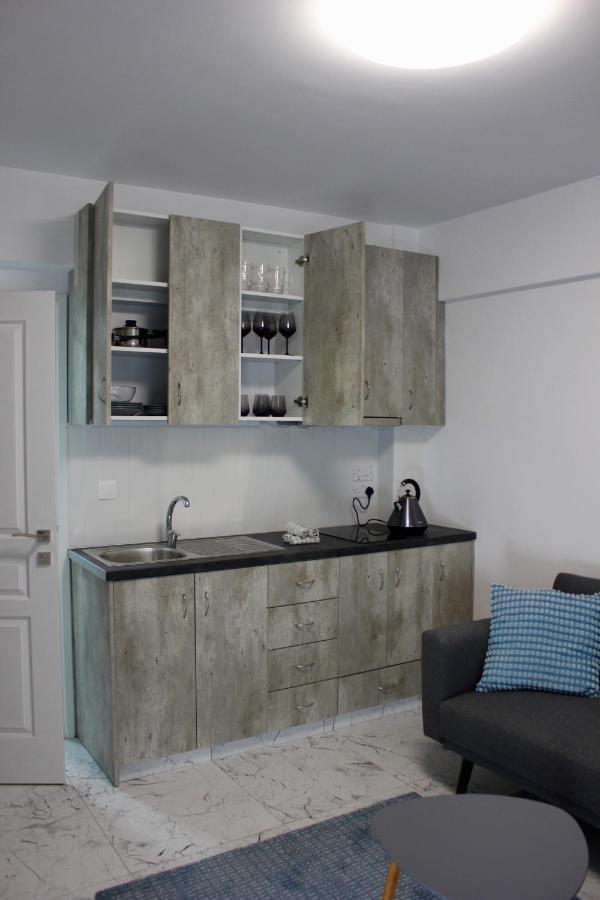 Amalia Residences ニコシア エクステリア 写真