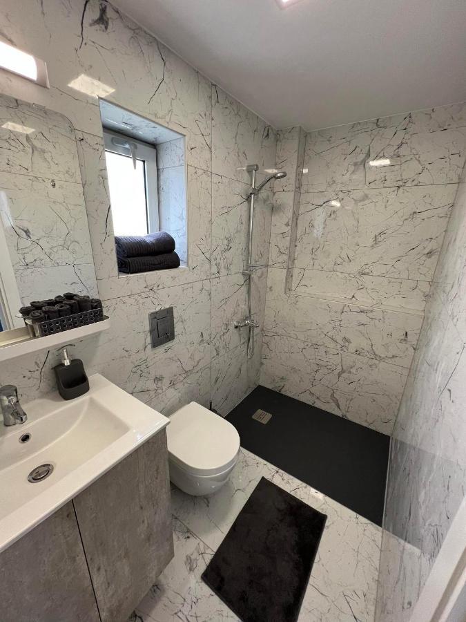 Amalia Residences ニコシア エクステリア 写真