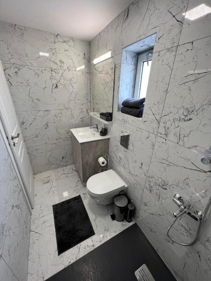 Amalia Residences ニコシア エクステリア 写真